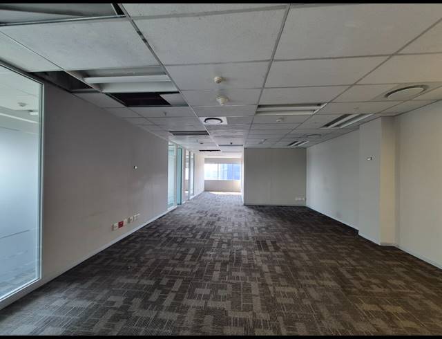 307M² OFFICE TO LET IN SANDTON CENTRAL